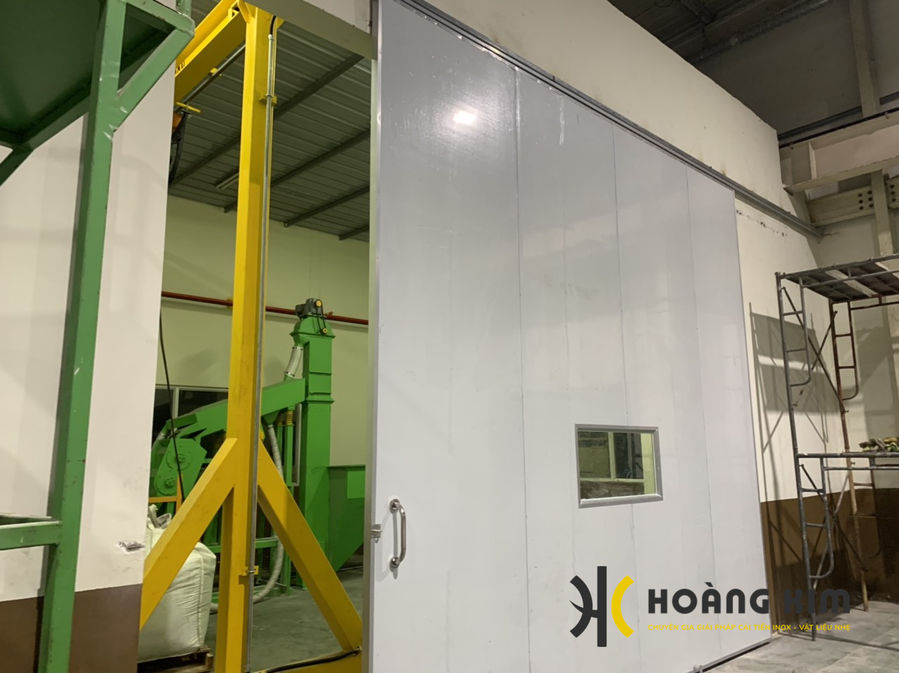 Báo giá thi công cửa panel EPS mới nhất