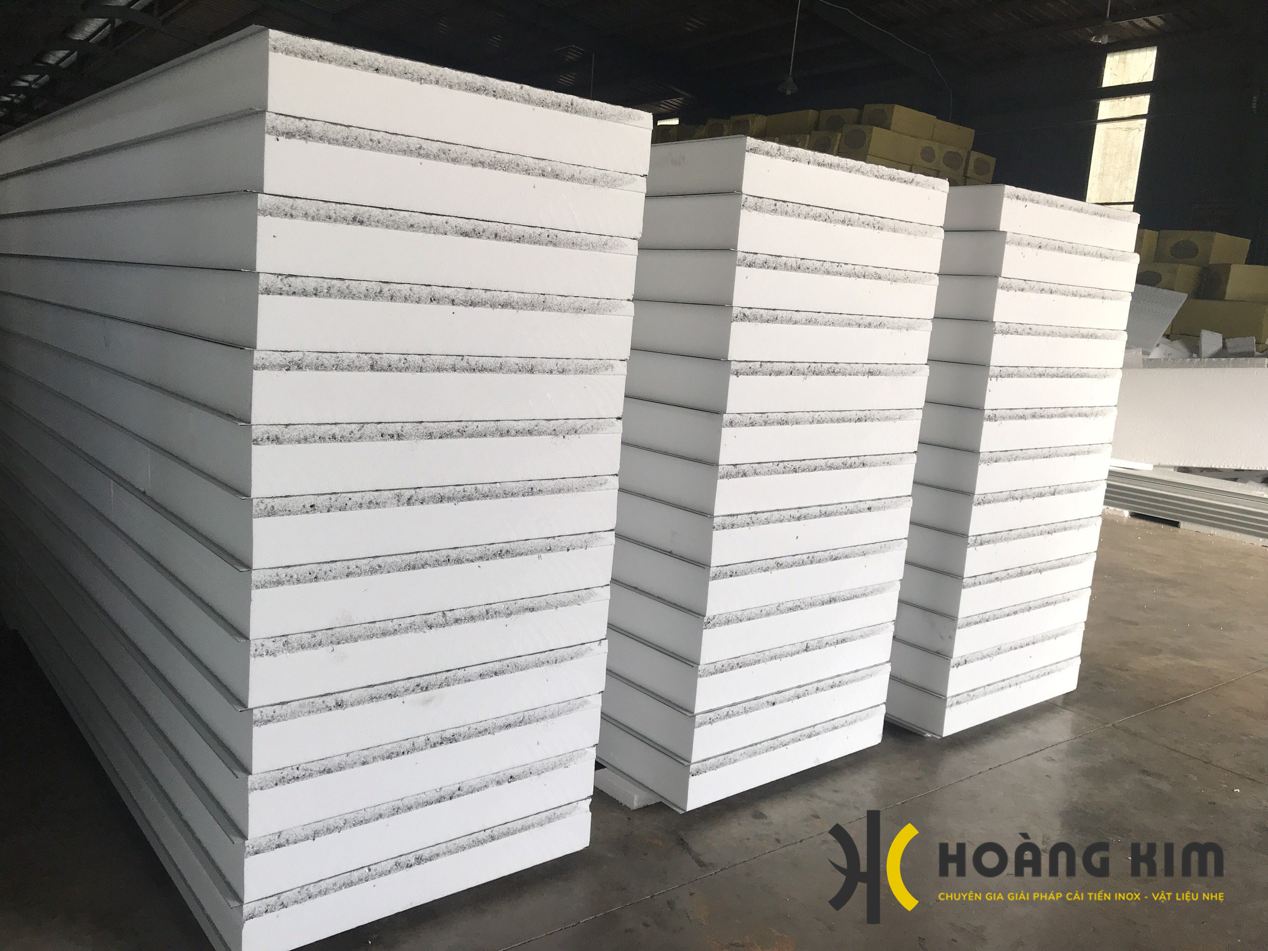 Panel EPS được sản xuất từ chất liệu polystyrene cách nhiệt tốt