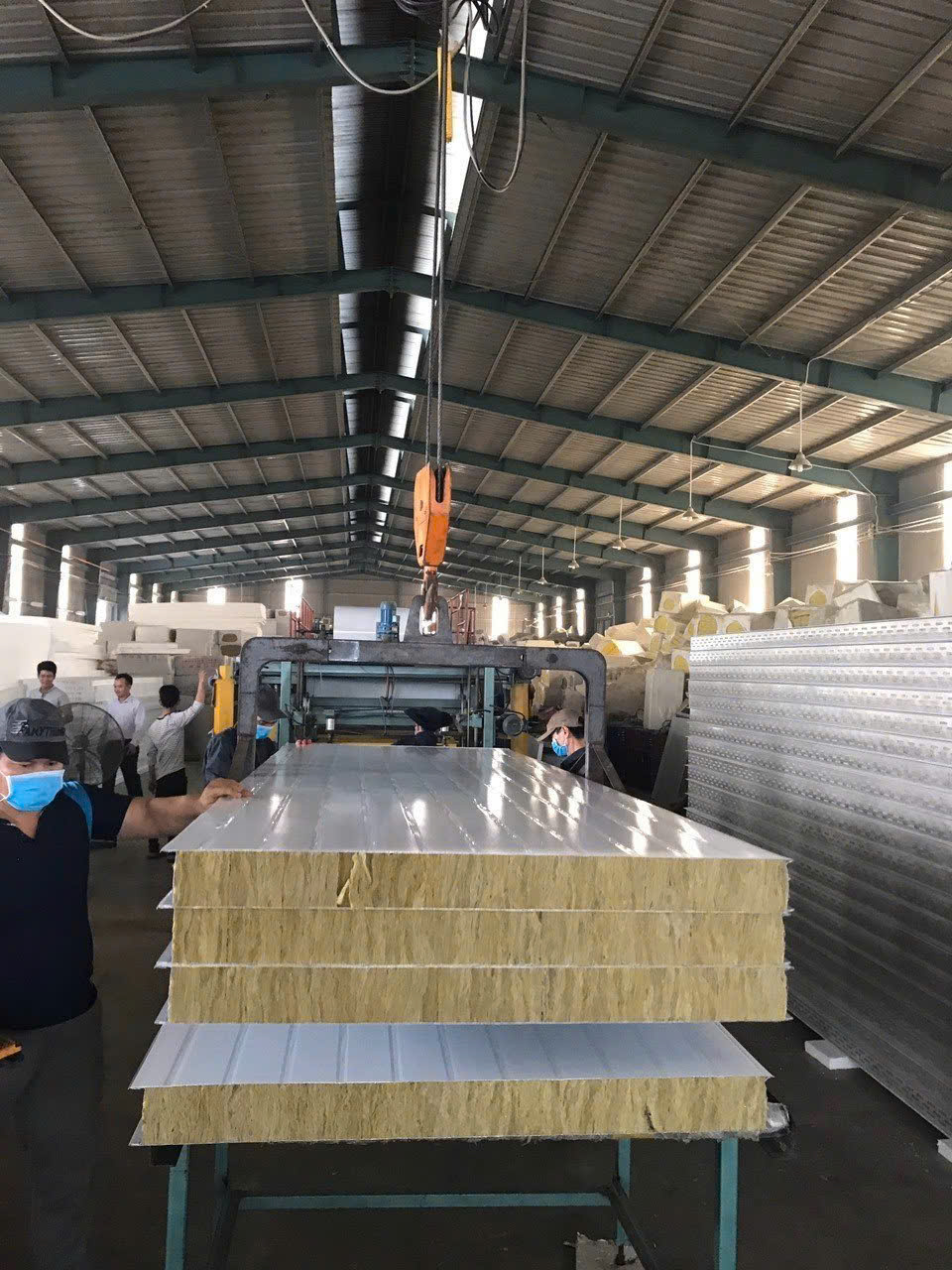 Tấm Panel Rockwool 100mm